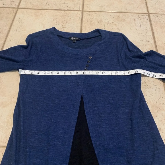 💜 Lily Morgan Blue & Black Split Front Layered Tunic Top LG - Picture 3 of 6
